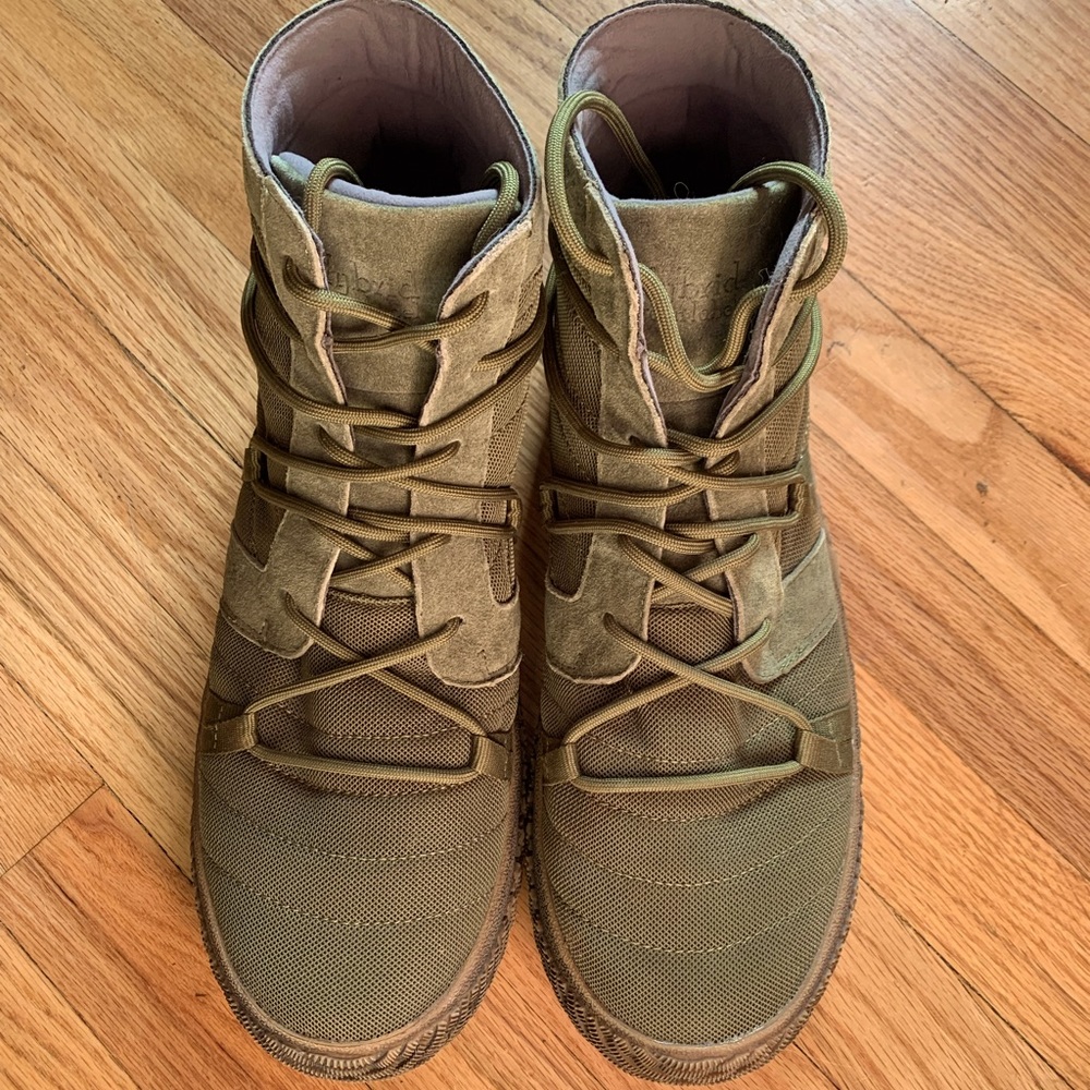 Hybrid Green Label Men’s Revolution 2.0.  US size 13 Olive green with suede trim